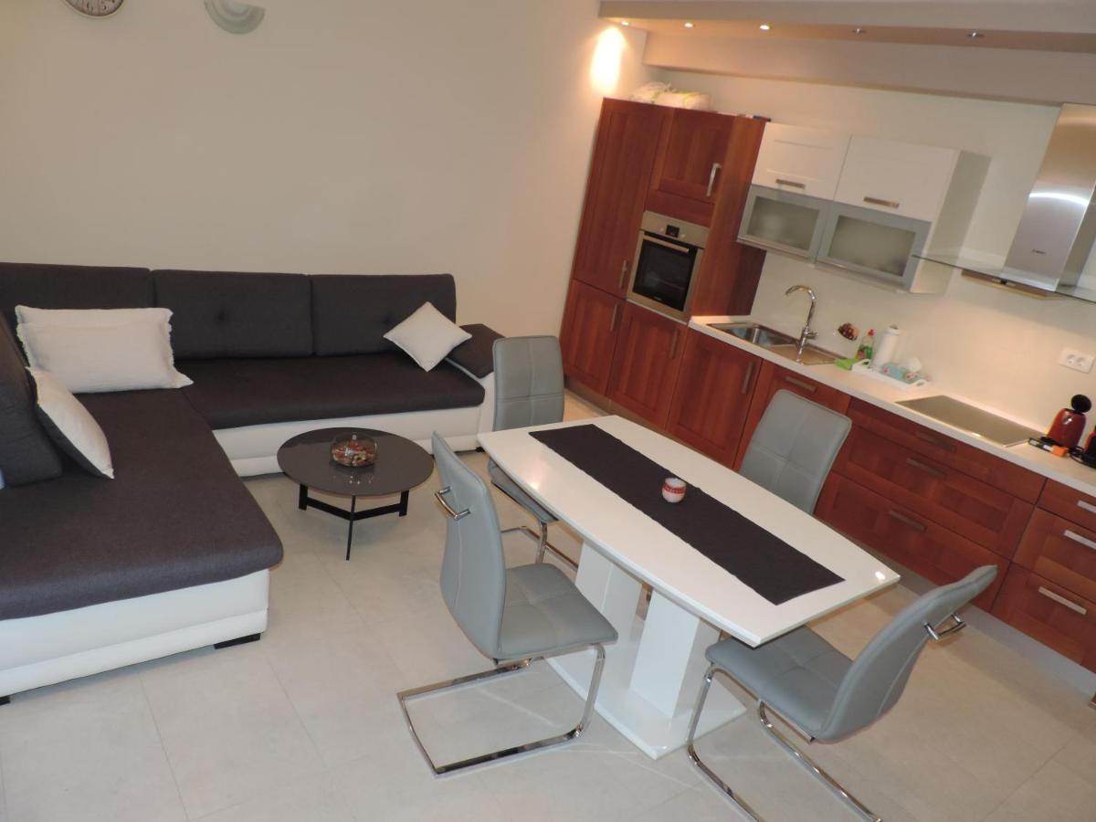 4Me Apartments Vranjic Exterior foto